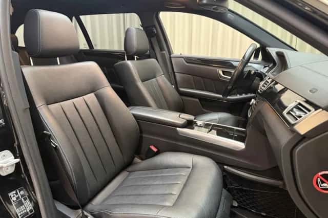 Mercedes-Benz E-Klasse (2014) thumbnail 2