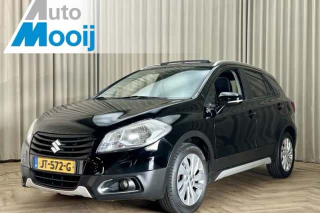 Suzuki S-Cross (2016) thumbnail 1