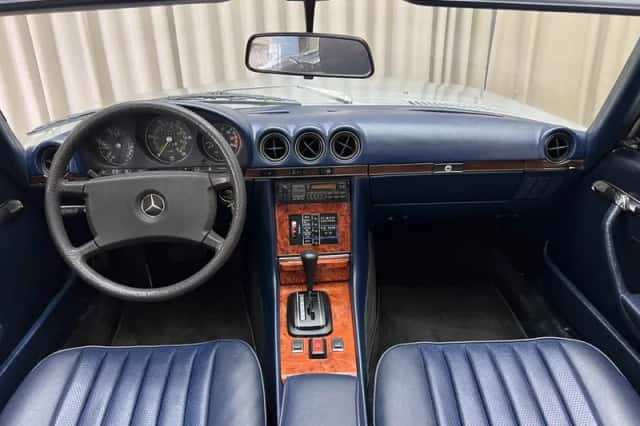 Mercedes-Benz SL-Klasse (1980) thumbnail 3