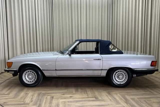 Mercedes-Benz SL-Klasse (1980) thumbnail 6