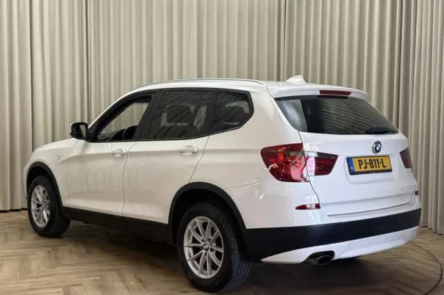 BMW X3 (2014) thumbnail 5