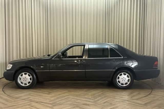 Mercedes-Benz S-Klasse (1992) thumbnail 6
