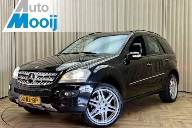 Mercedes-Benz ML-Klasse (2005) thumbnail 1