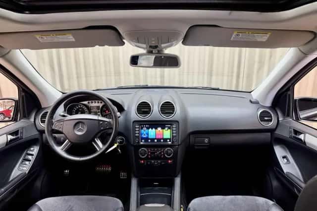 Mercedes-Benz ML-Klasse (2005) thumbnail 2