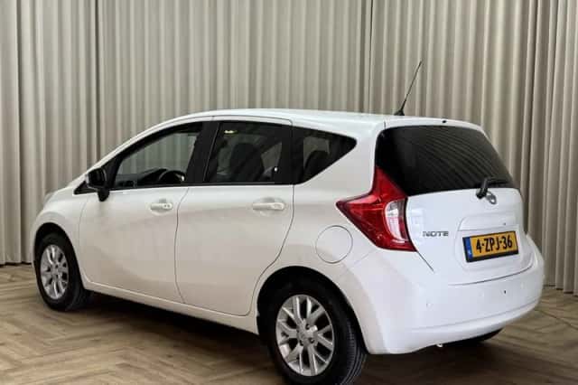 Nissan Note (2015) thumbnail 5