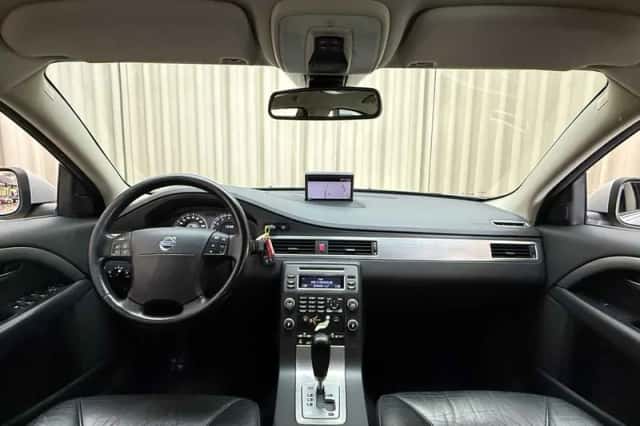 Volvo S80 (2007) thumbnail 2