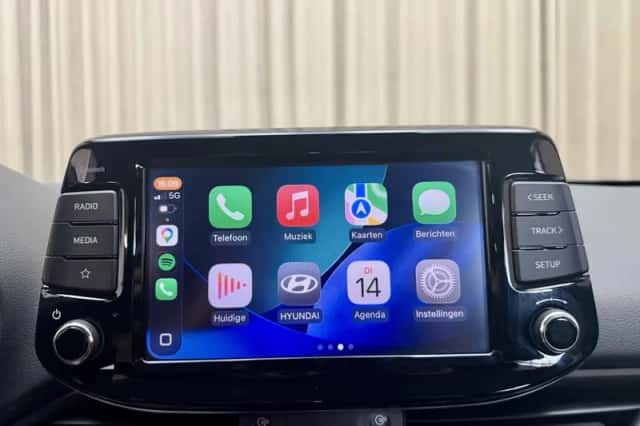 Hyundai i30 (2023) thumbnail 3