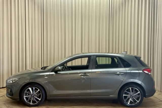 Hyundai i30 (2023) thumbnail 5