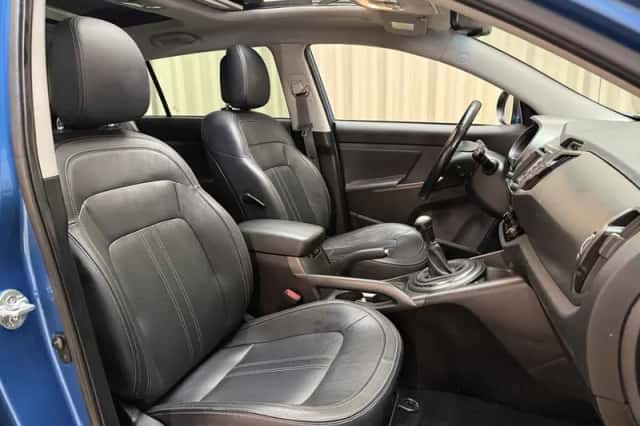 Kia Sportage (2013) thumbnail 3