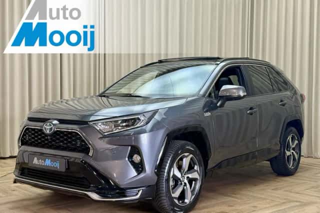 Toyota RAV4 (2022) thumbnail 1
