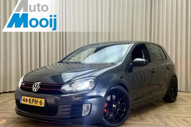 Volkswagen Golf (2010) thumbnail 1