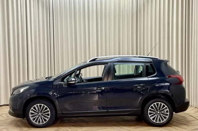 Peugeot 2008 (2018) thumbnail 5