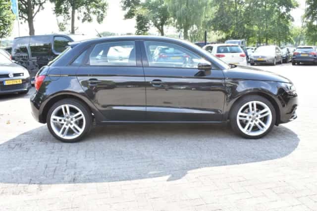 Audi A1 (2014) thumbnail 4