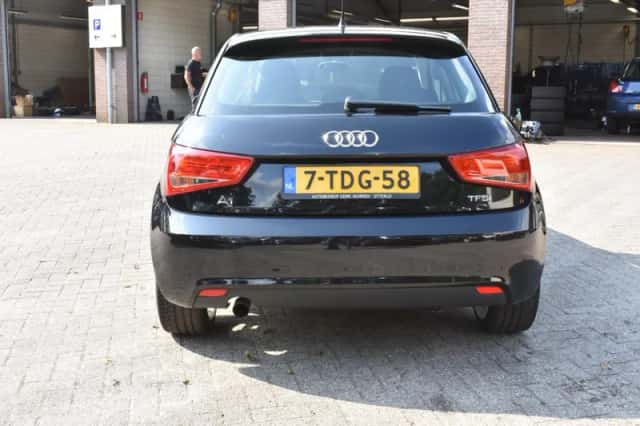 Audi A1 (2014) thumbnail 6