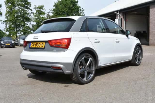Audi A1 (2018) thumbnail 5