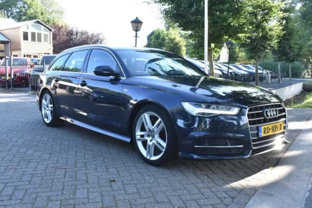 Audi A6 (2018) thumbnail 2