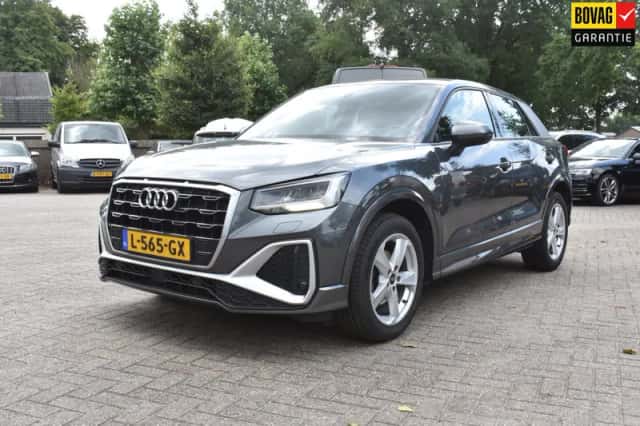 Audi Q2 (2021) thumbnail 2