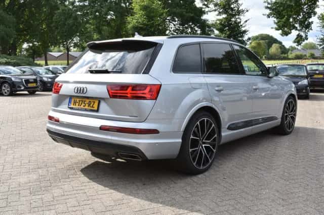 Audi Q7 (2019) thumbnail 5