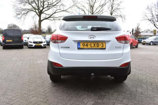 Hyundai ix35 (2010) thumbnail 6