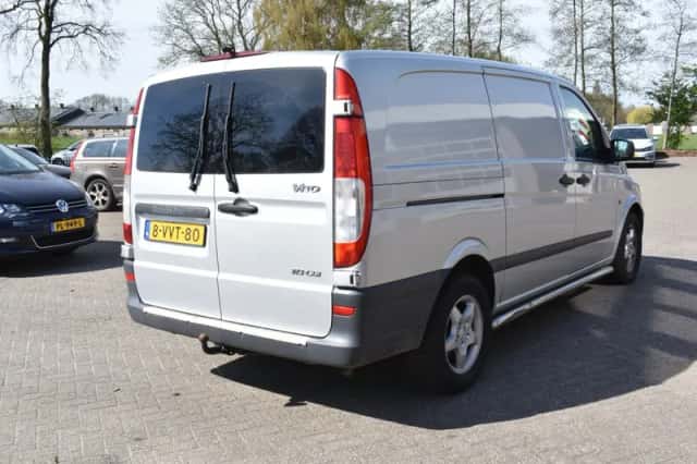 Mercedes-Benz Vito (2012) thumbnail 5