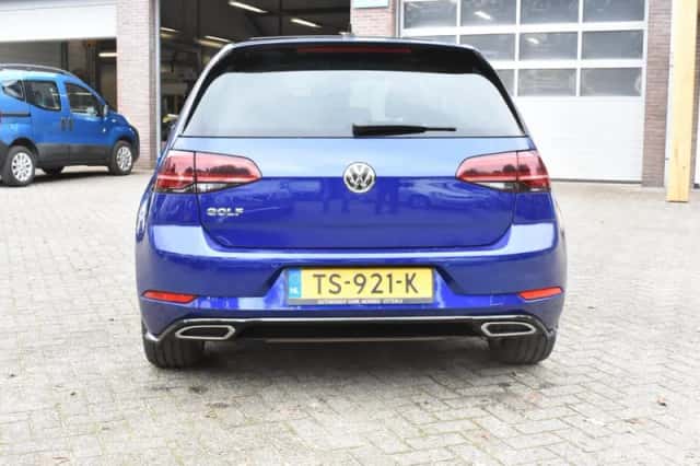 Volkswagen Golf (2018) thumbnail 6