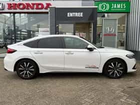 Honda Civic (2025) thumbnail 3