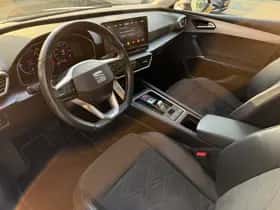 SEAT Leon (2021) thumbnail 4