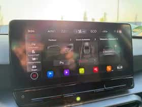 SEAT Leon (2021) thumbnail 7
