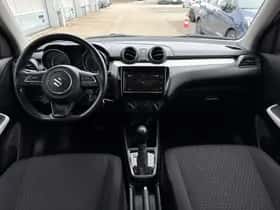 Suzuki Swift (2021) thumbnail 5