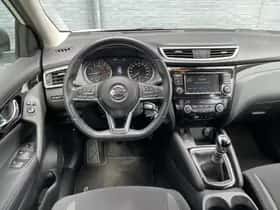 Nissan Qashqai (2021) thumbnail 5