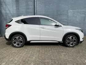 Honda HR-V (2018) thumbnail 3