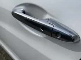 Honda HR-V (2018) thumbnail 24