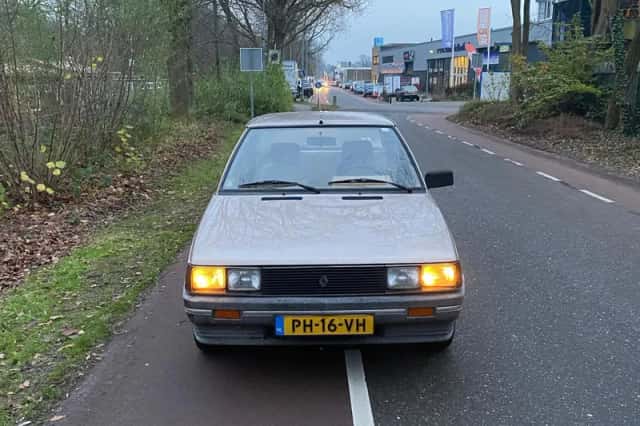 Renault 9 (1986) thumbnail 2
