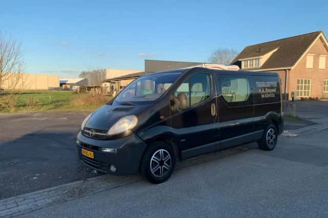 Opel Vivaro (2003) thumbnail 1
