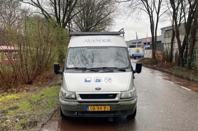 Ford Transit (2003) thumbnail 3