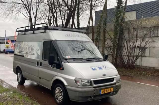 Ford Transit (2003) thumbnail 4
