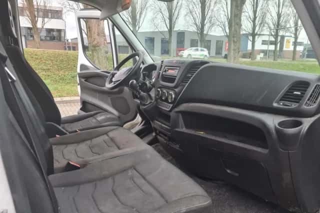 Iveco Daily (2015) thumbnail 5