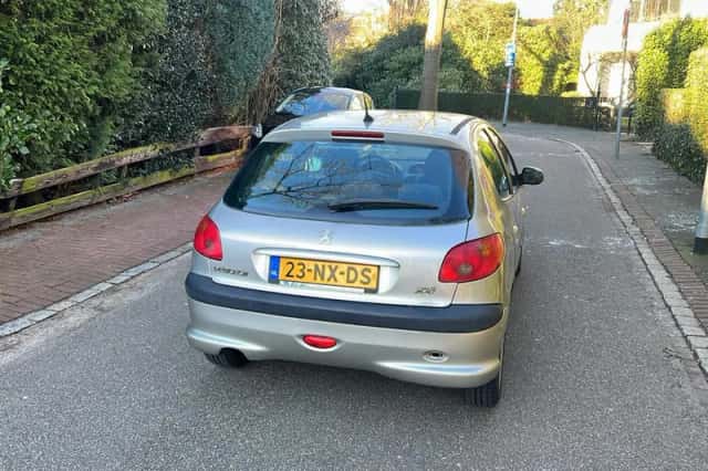 Peugeot 206 (2004) thumbnail 4