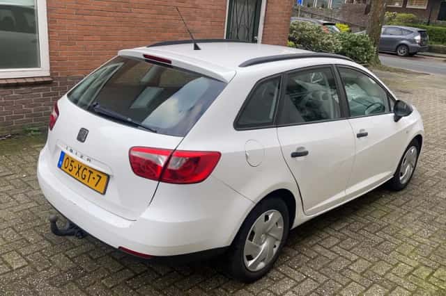 SEAT Ibiza (2012) thumbnail 4