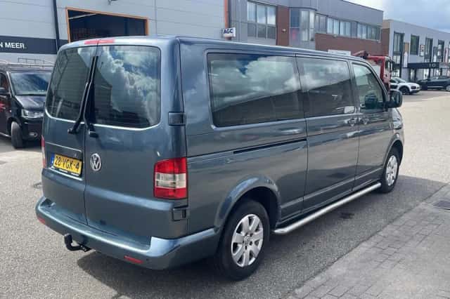 Volkswagen Transporter (2006) thumbnail 3