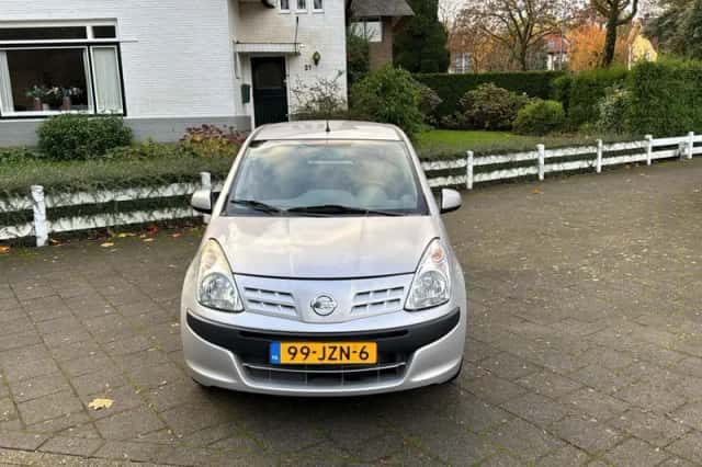 Nissan Pixo (2009) thumbnail 2