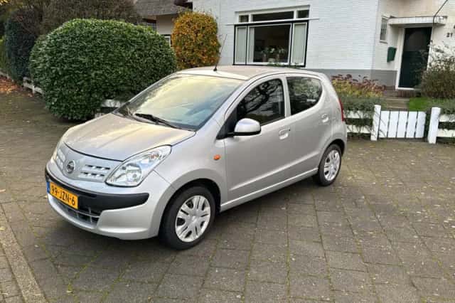 Nissan Pixo (2009) thumbnail 3