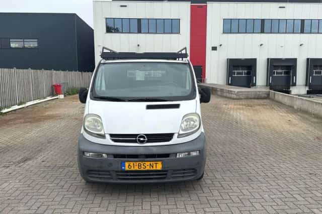 Opel Vivaro (2005) thumbnail 2
