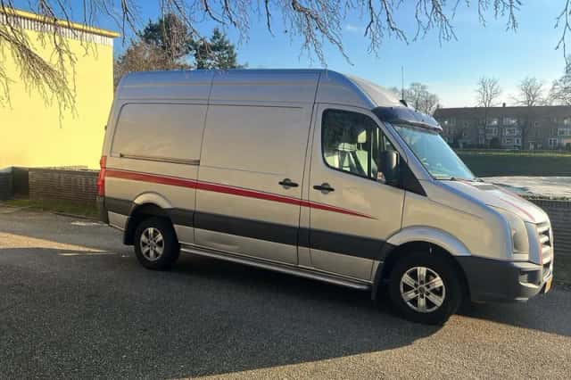 Volkswagen Crafter (2008) thumbnail 3