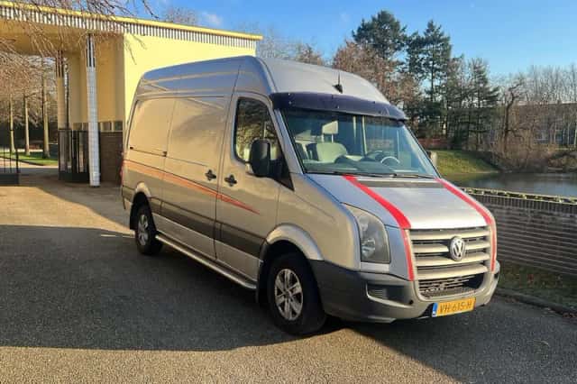 Volkswagen Crafter (2008) thumbnail 5