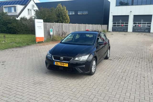 SEAT Ibiza (2018) thumbnail 3