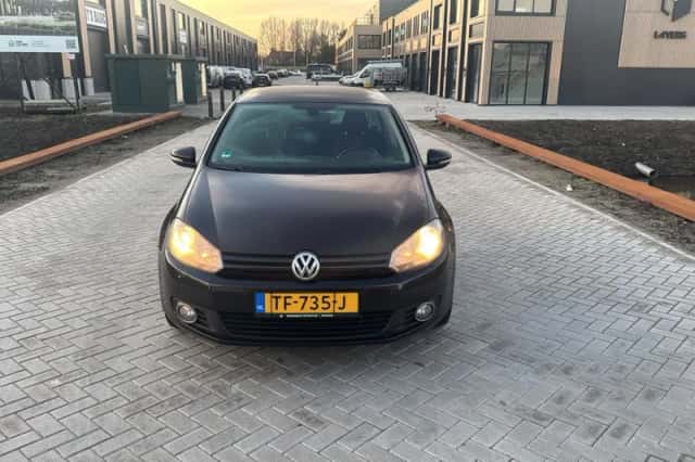 Volkswagen Golf (2012) thumbnail 6