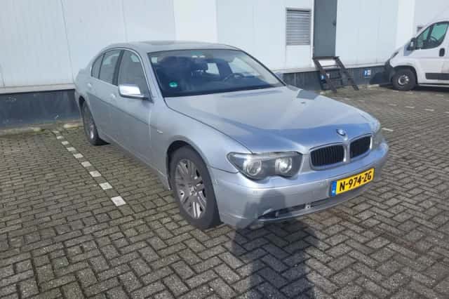 BMW 7-Serie (2003) thumbnail 1