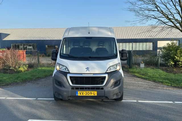 Peugeot Boxer (2016) thumbnail 4