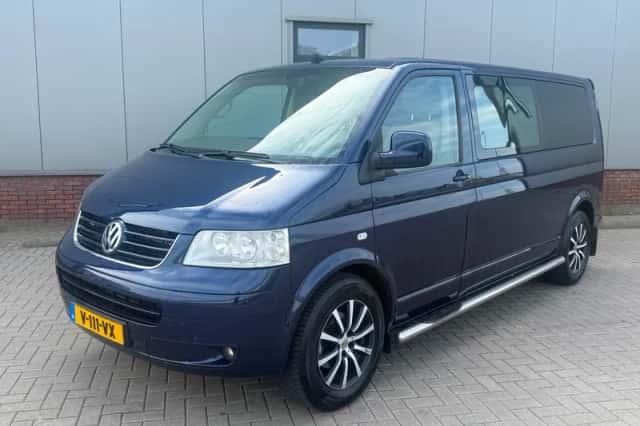 Volkswagen Transporter (2006) thumbnail 1